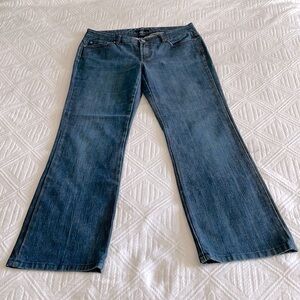 Hugo Boss Mid Rise Dark Wash Jeans Size 31/30